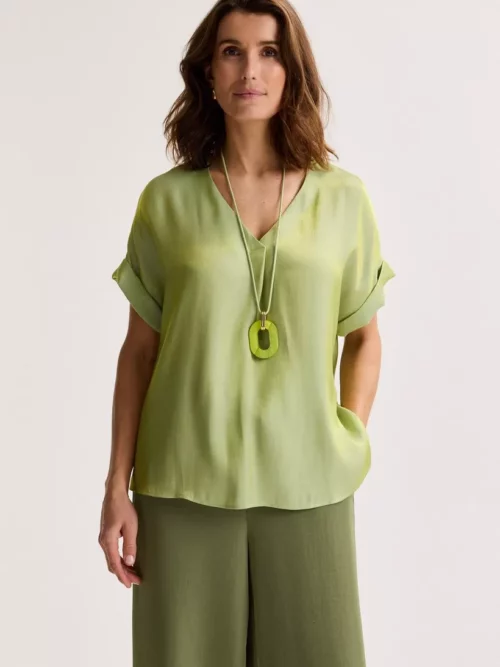 v halsblouse in glanzend satijn